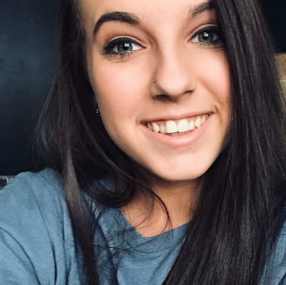 Meet your Posher, Rachael - Picture 1 of 1